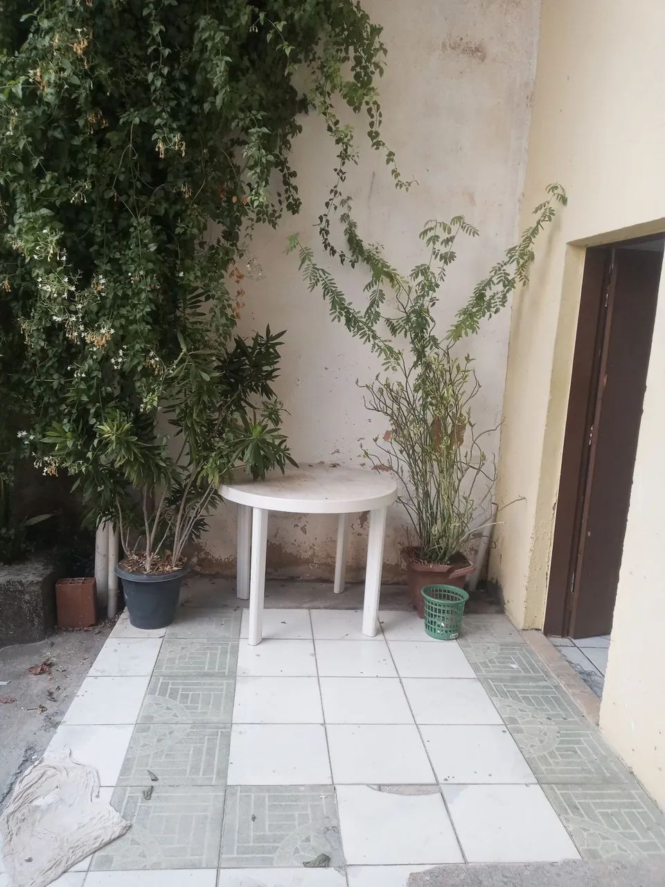 Codominio- Casa 1/4-Lauro de Freitas _Ba