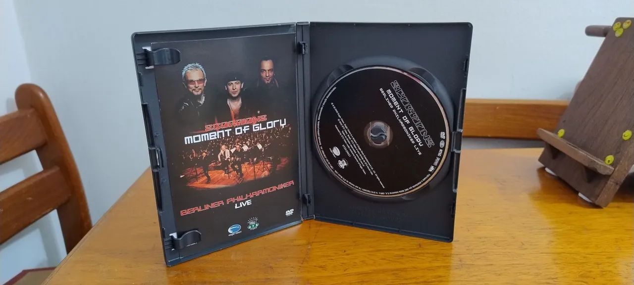 DVD Scorpions - moment of glory - Foto 2