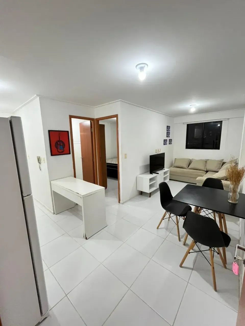 ALUGO QUARTO E SALA MOBILIADO NO FAROL