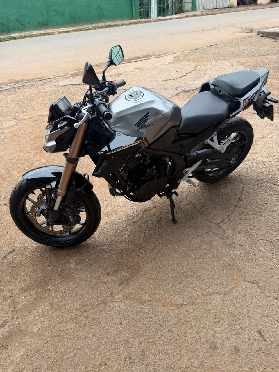Honda CB 500f 2023