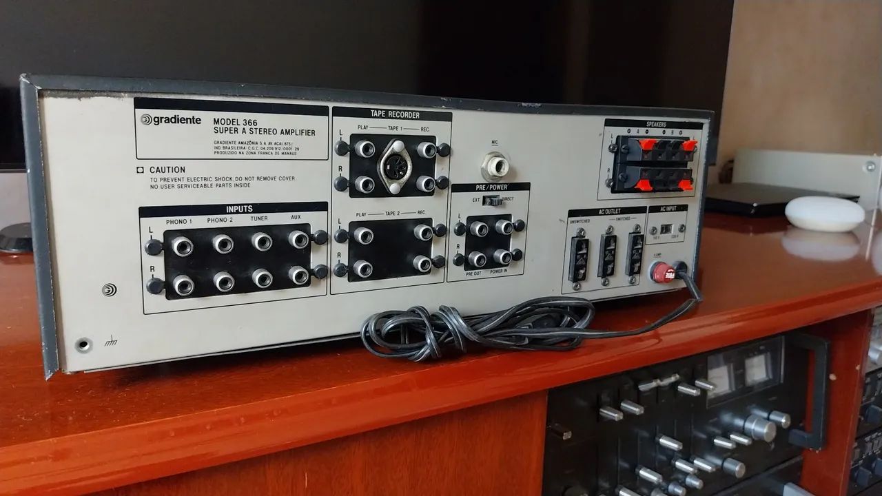 Amplificador Gradiente Model 366 - Foto 2