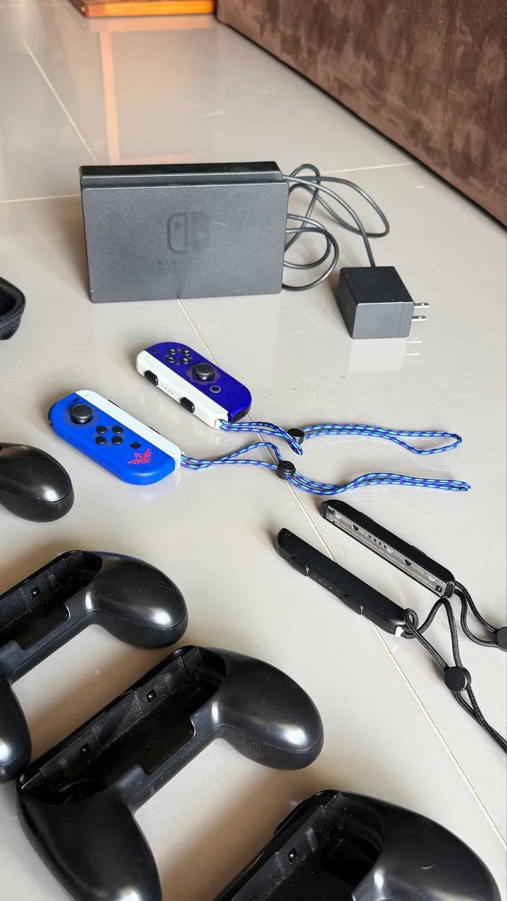 Kit Nintendo Switch + acessórios + jogos - Foto 2