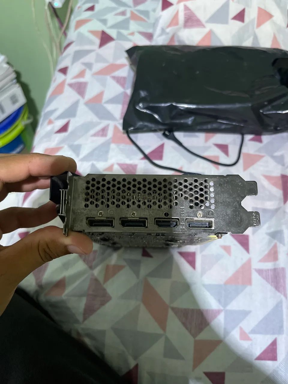 placa de vídeo MSI radeon 5700  - Foto 4