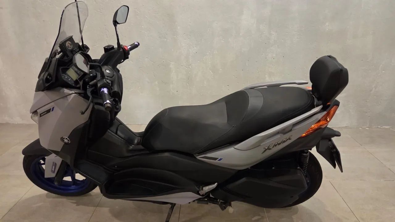 X Max 250 - Foto 2