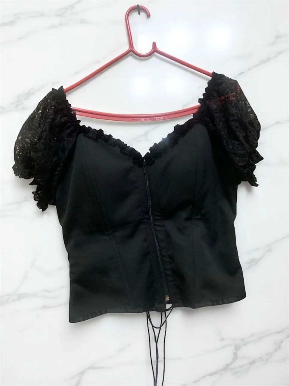 brechó desapego gótica plus size