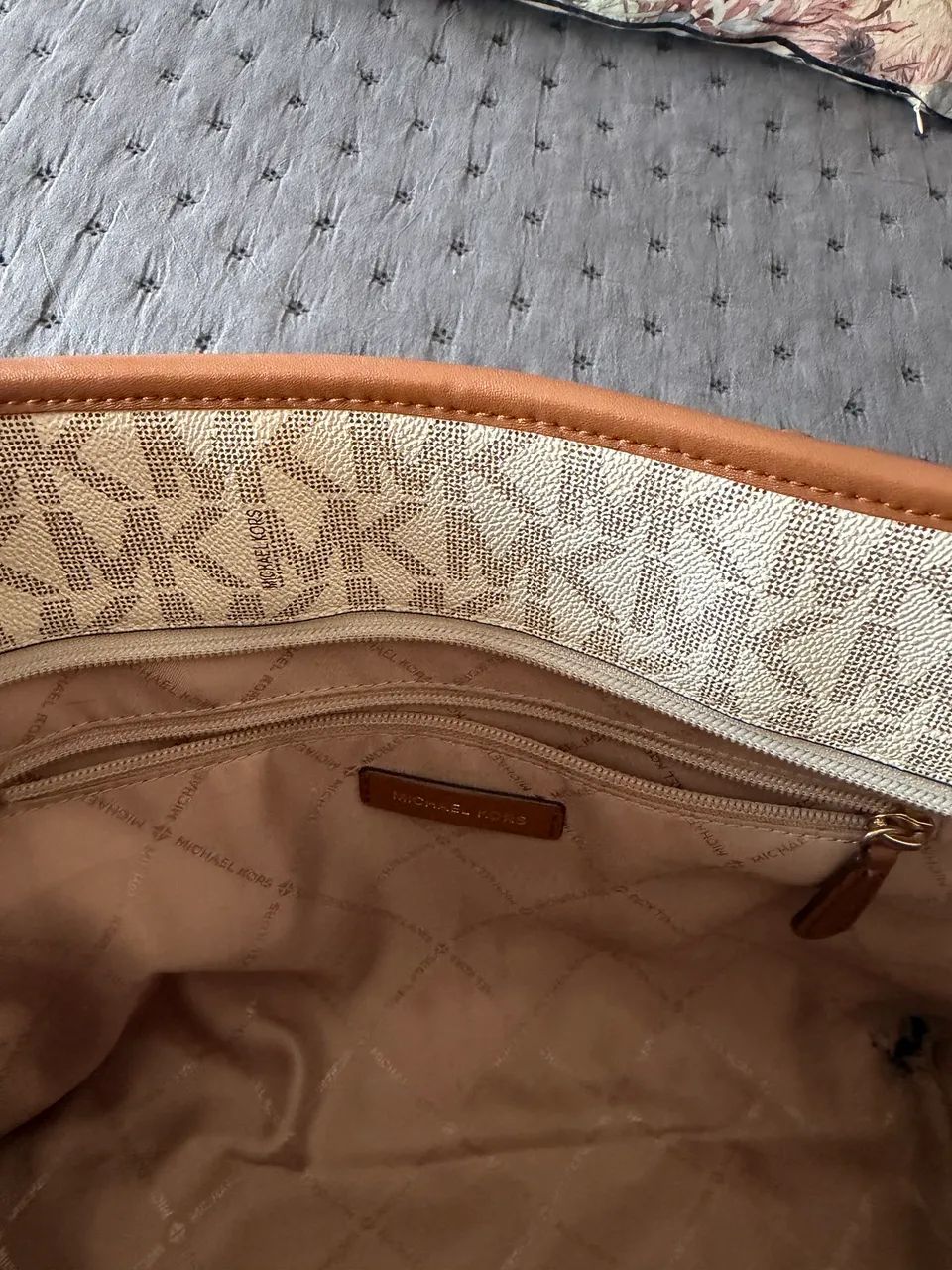 Bolsa MK grande  - Foto 3