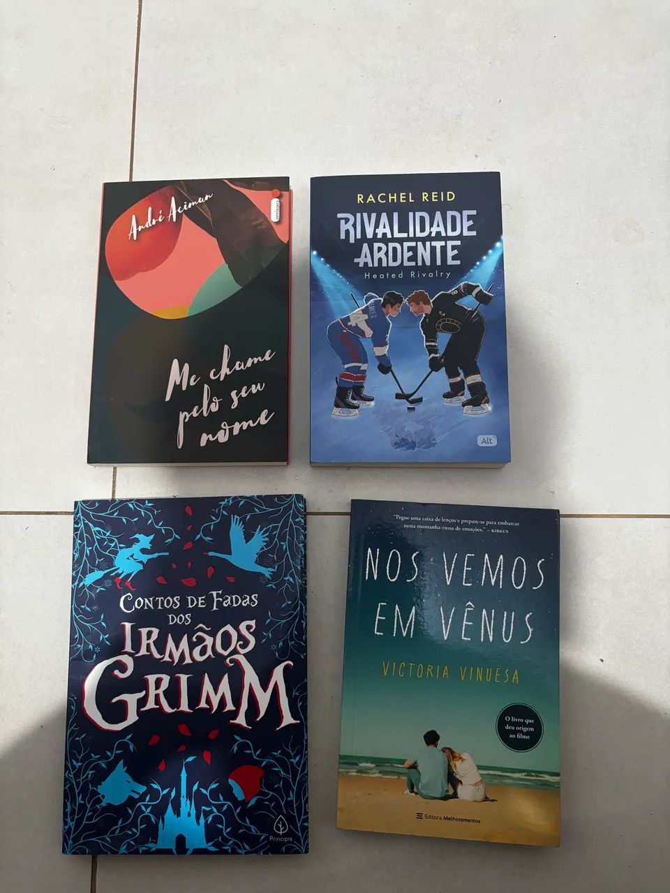 Vende-se livros  - Foto 4