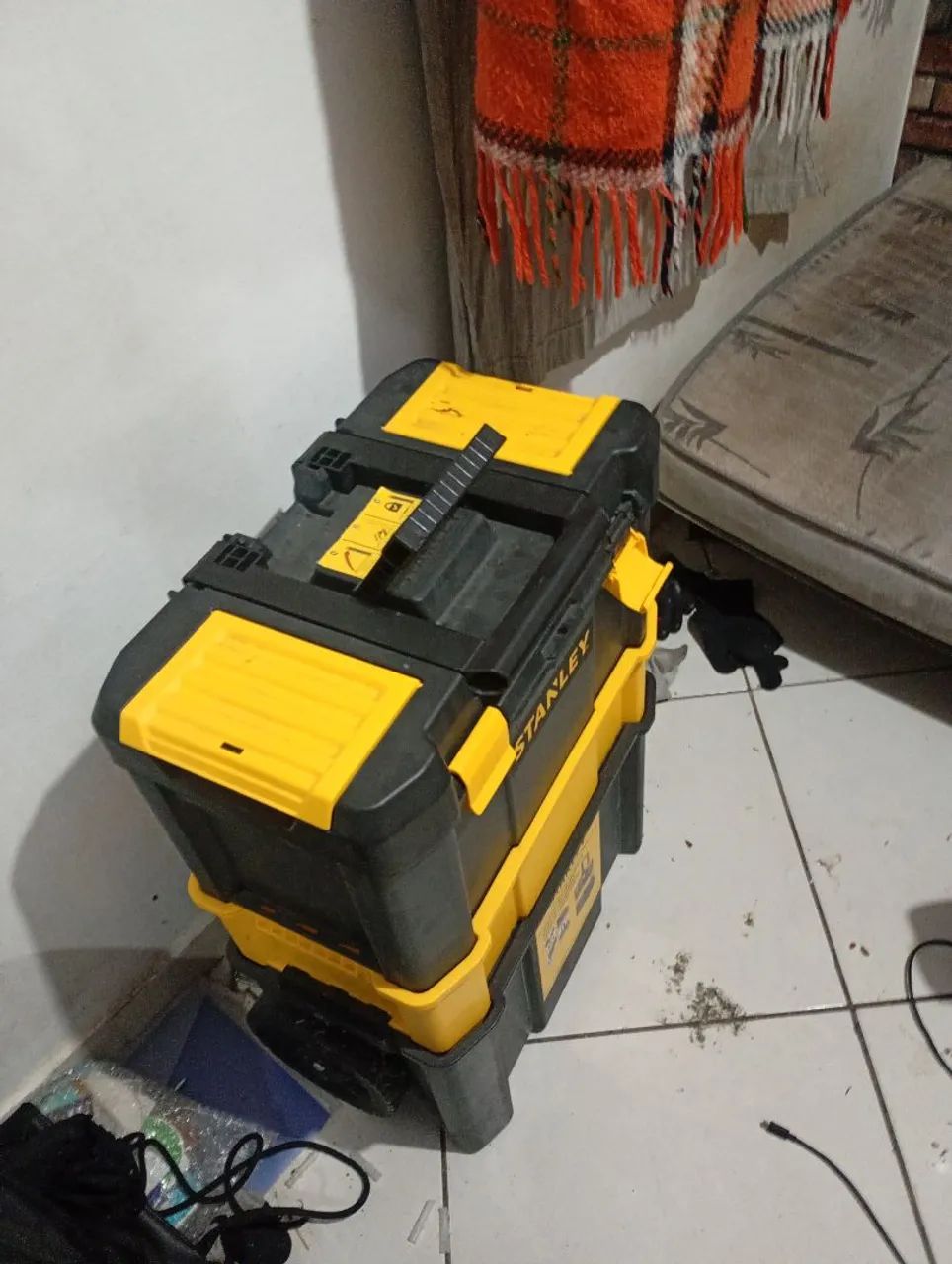 Caixa de Ferramentas Stanley 3 em 1 com Rodas - Estado de Nova - Foto 6