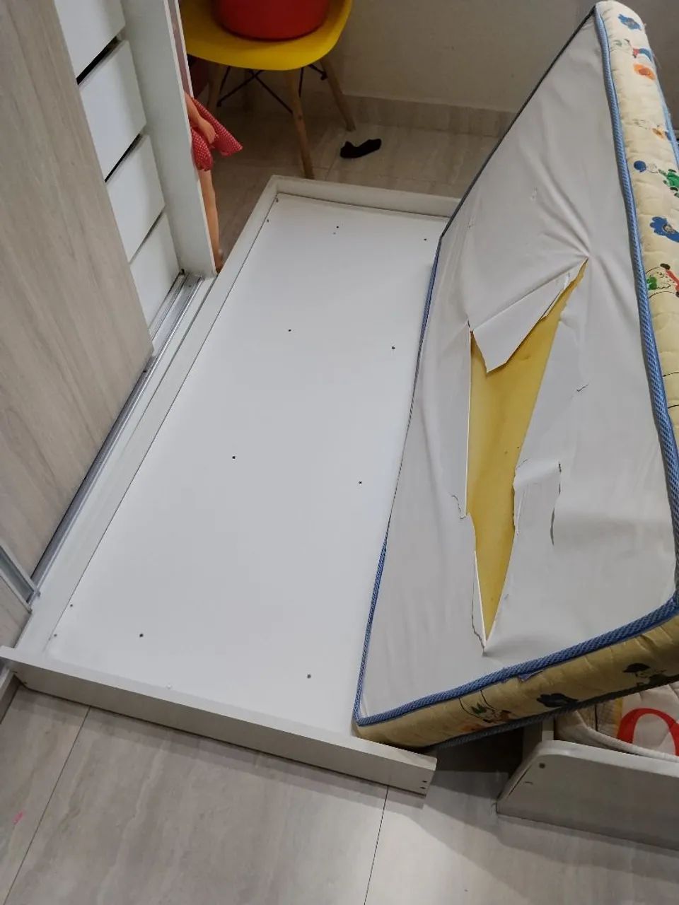 Bicama infantil com 2 colchão branca - Foto 3
