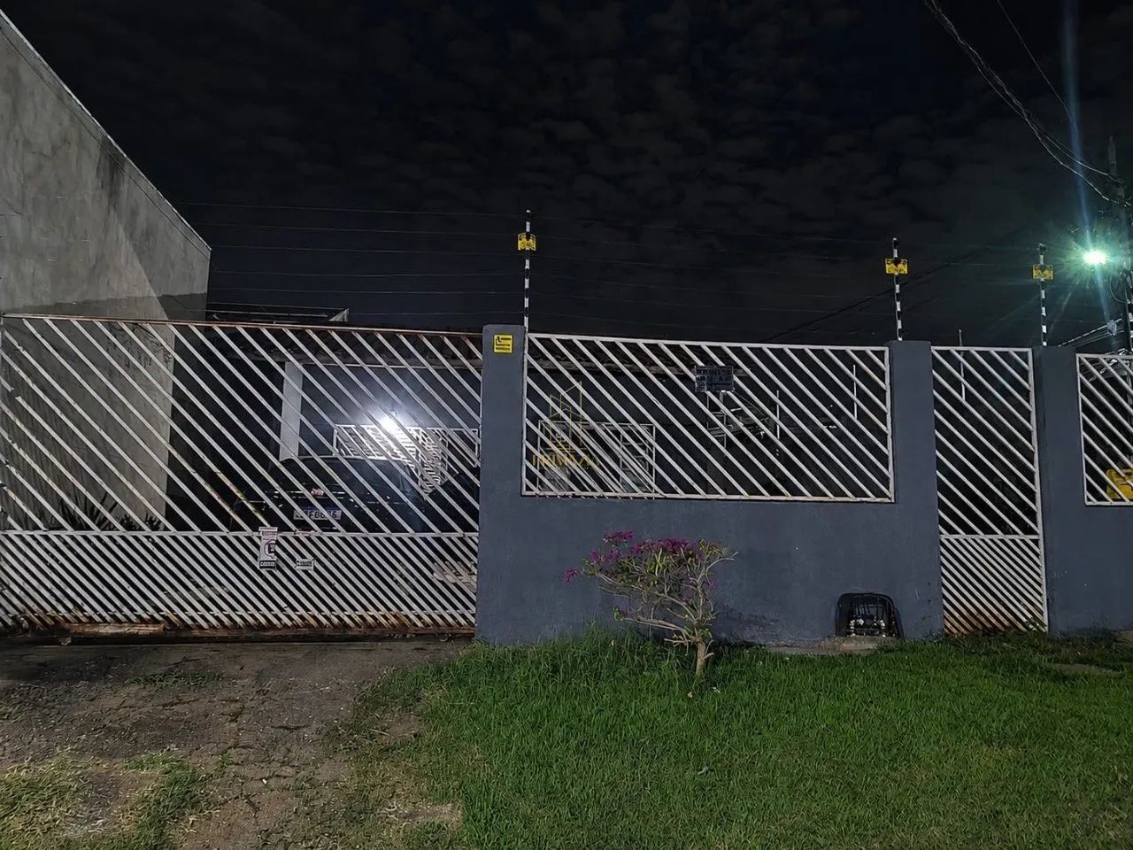 Casa à venda no bairro Despraiado - Cuiabá/MT