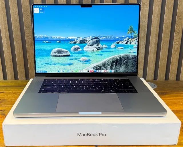 MacBook PRO A2485 16.2 Polegadas M1 MAX Mem 32gb SSD 1 Téra Gpu 32-core Impecável