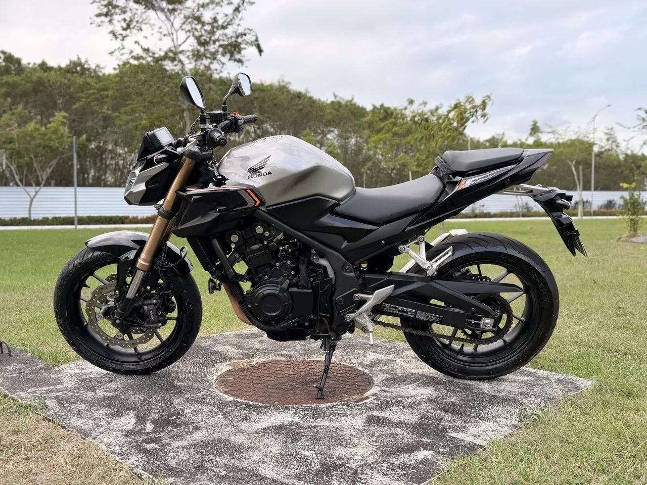 Honda Cb 500f 2023 - Foto 2
