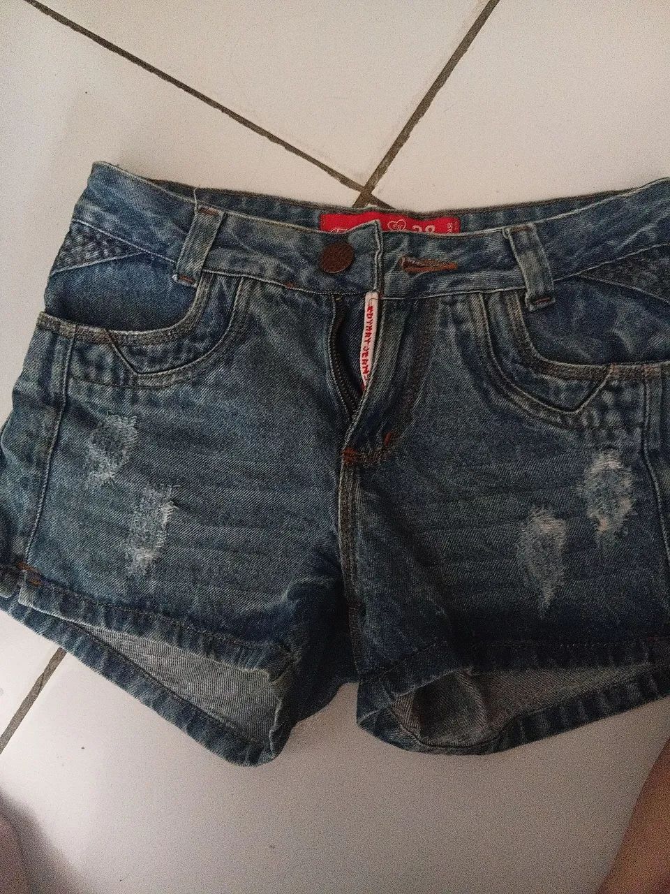 Short jeans