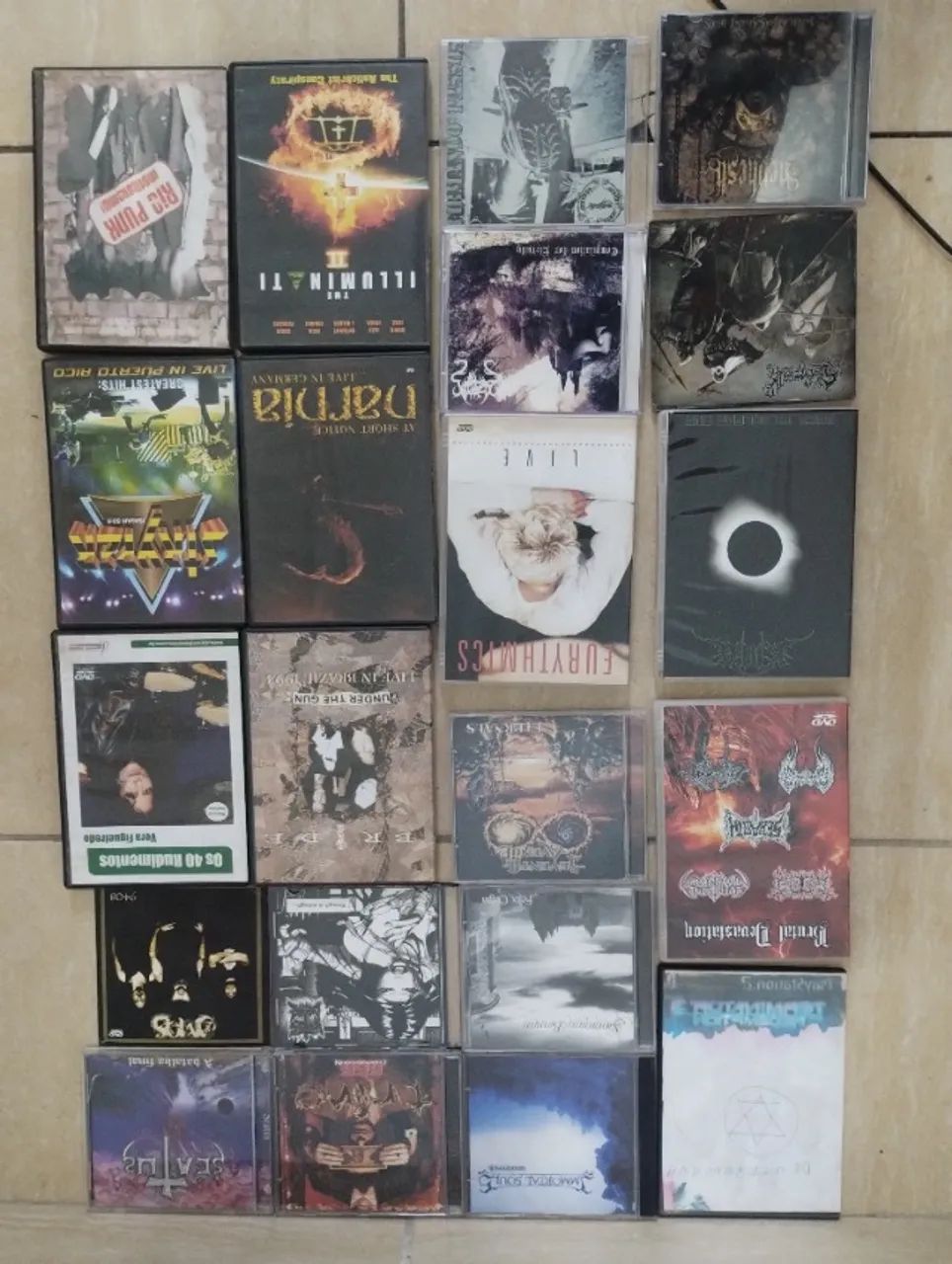 Coleção de CDs e DVDs de Metal Cristão - Foto 4
