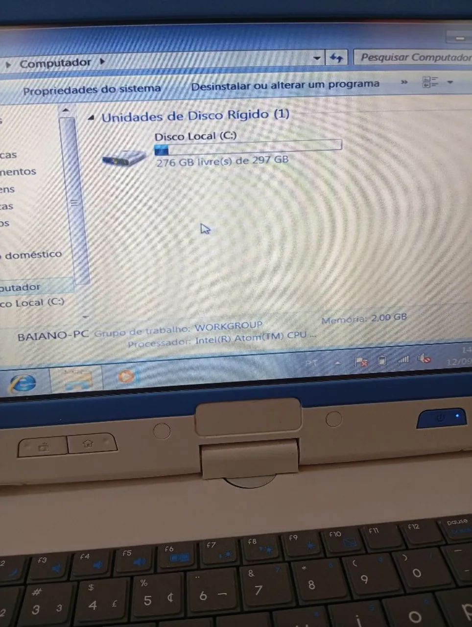 Notebook antigo em perfeito estado 