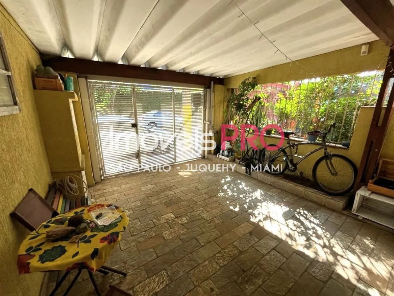 Casinha com ótimo potencial comercial e residencial ! - Foto 2