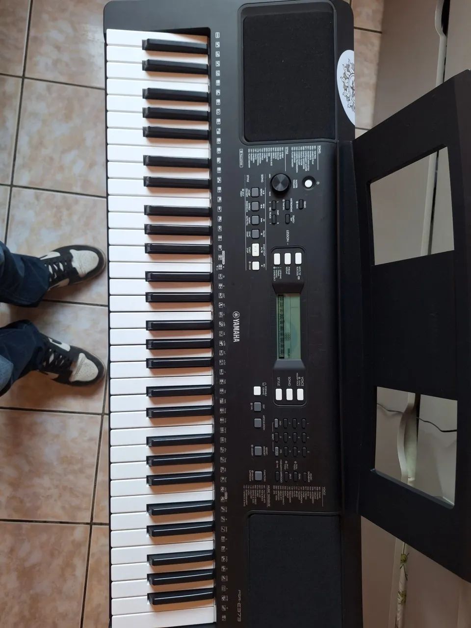 Teclado Yamaha PSR-E373  - Foto 2
