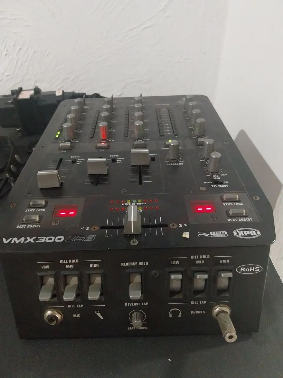 Mixer Behringer VMX 300  - Foto 3