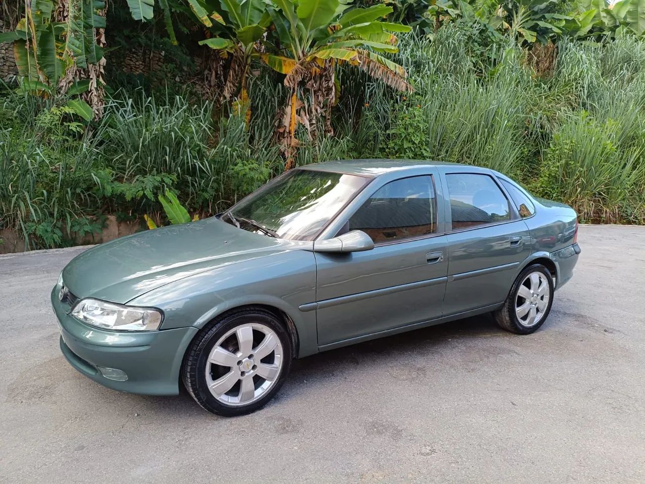 Chevrolet Vectra GLS/ Challenge 2.2 MPFI 16V 1999