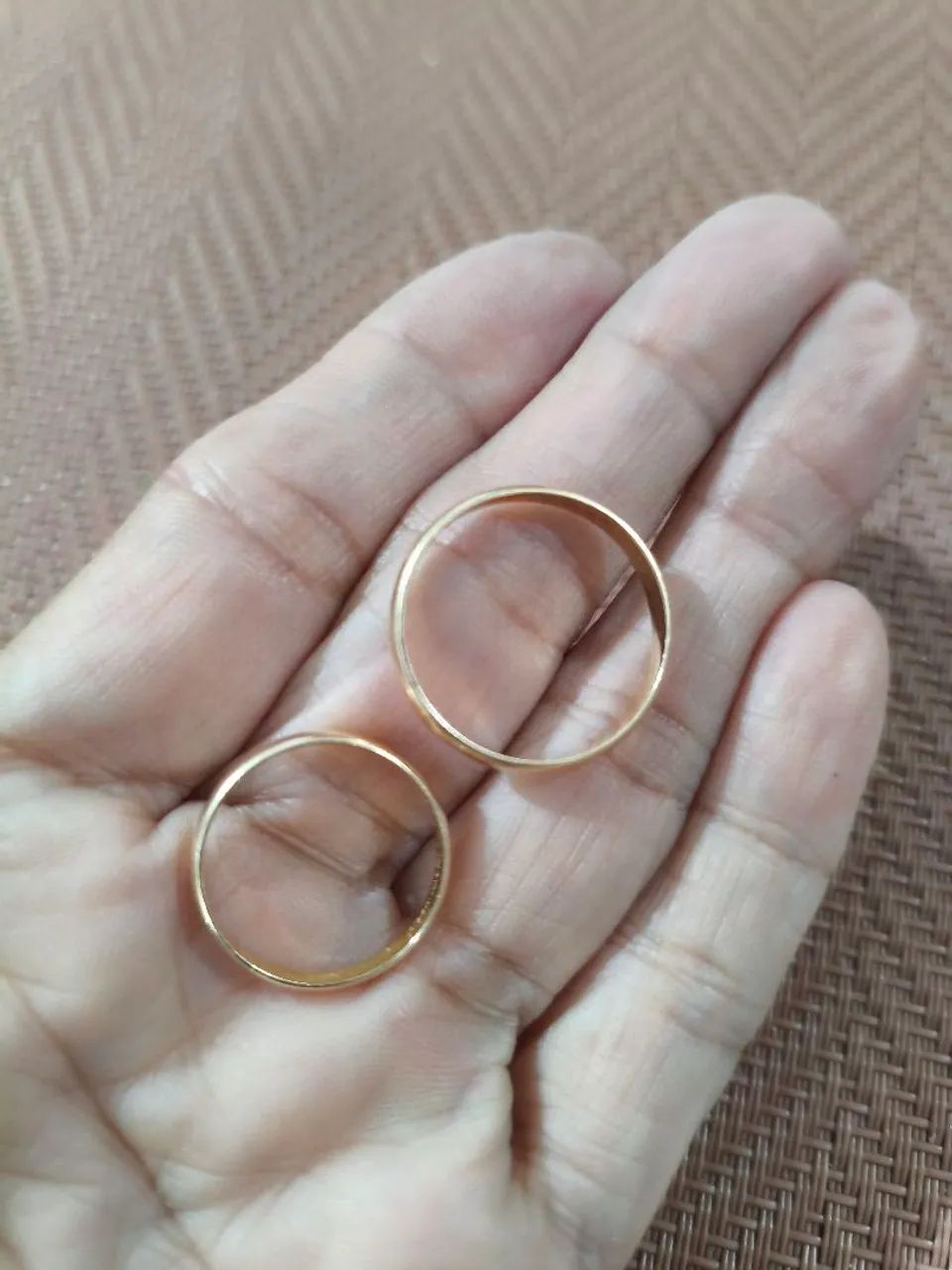 VENDO PAR DE ALIANÇA OURO !  - Foto 4