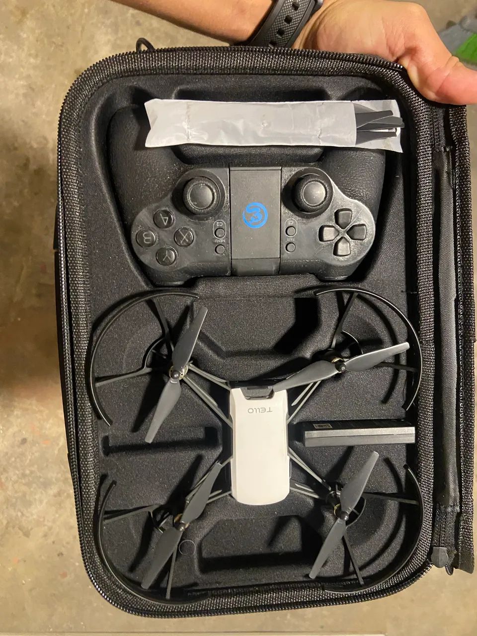 Drone Dji Tello + Controle Gamesir T1D - Foto 2