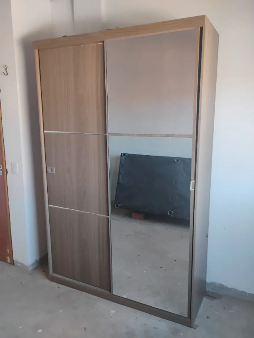 Guarda roupa de solteiro  - Foto 2