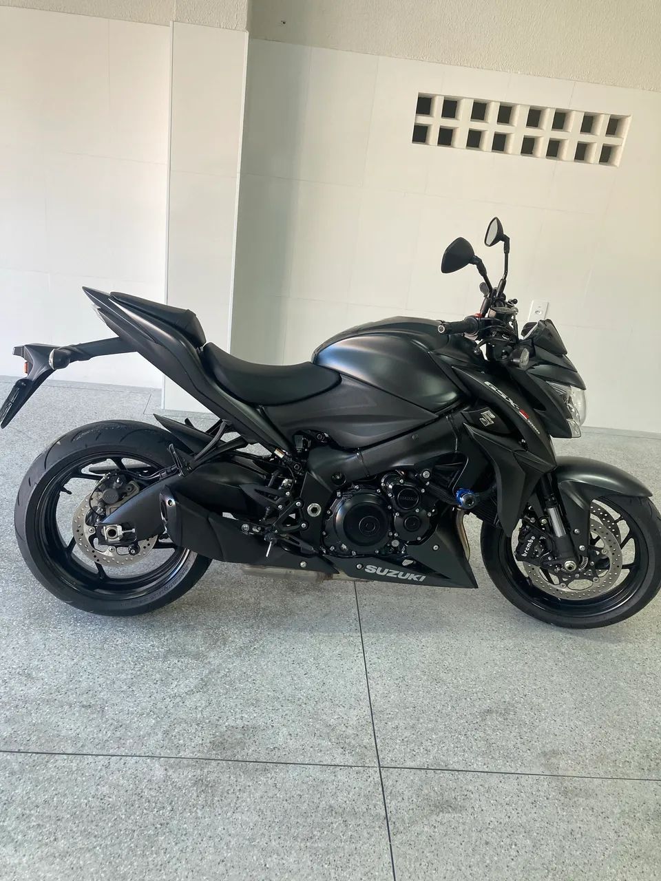 GSX-S1000 - Foto 2