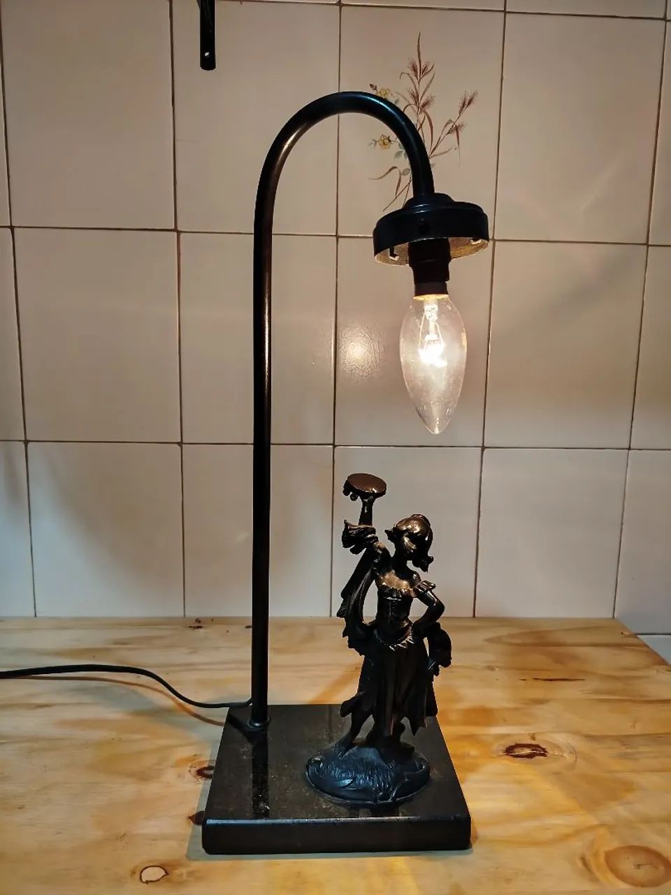 Luminária antiga  - Foto 2