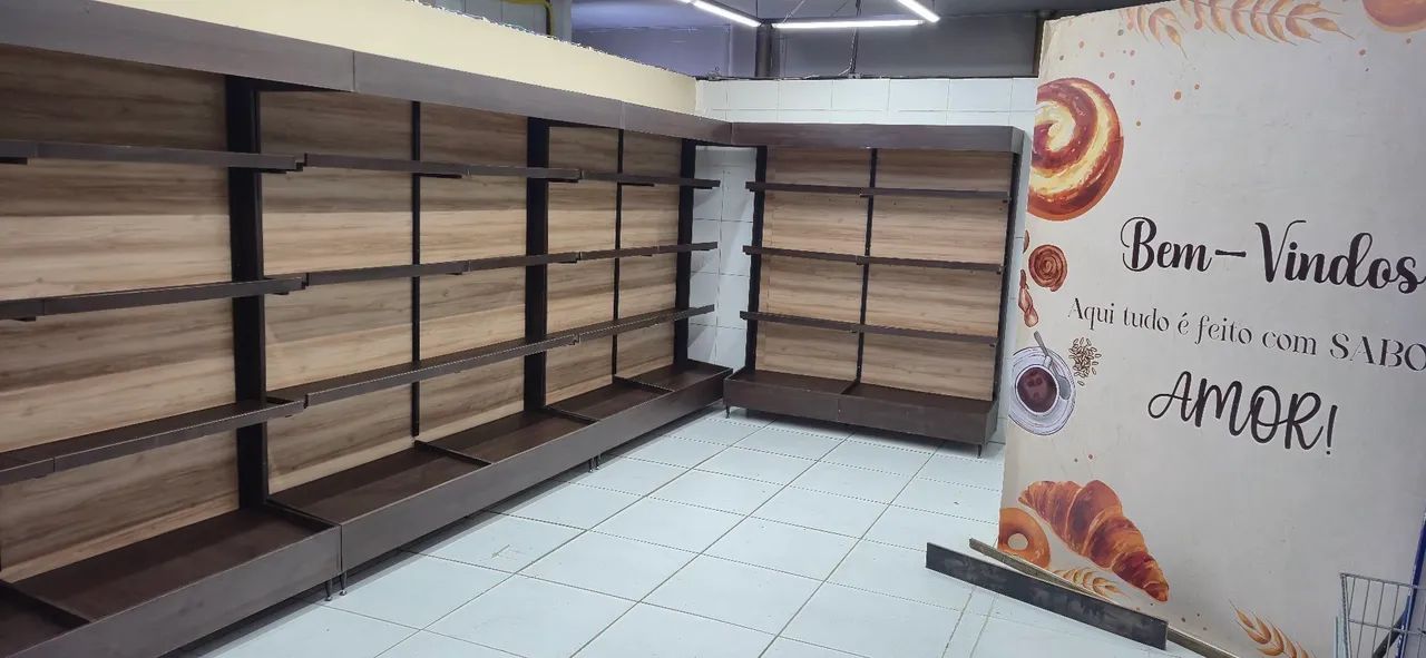 Comeias estantes prateleiras balcões lojas e clínicas  - Foto 5
