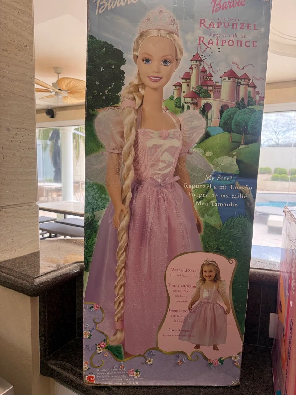 Barbie rapunzel 91 cm novinha - Foto 2