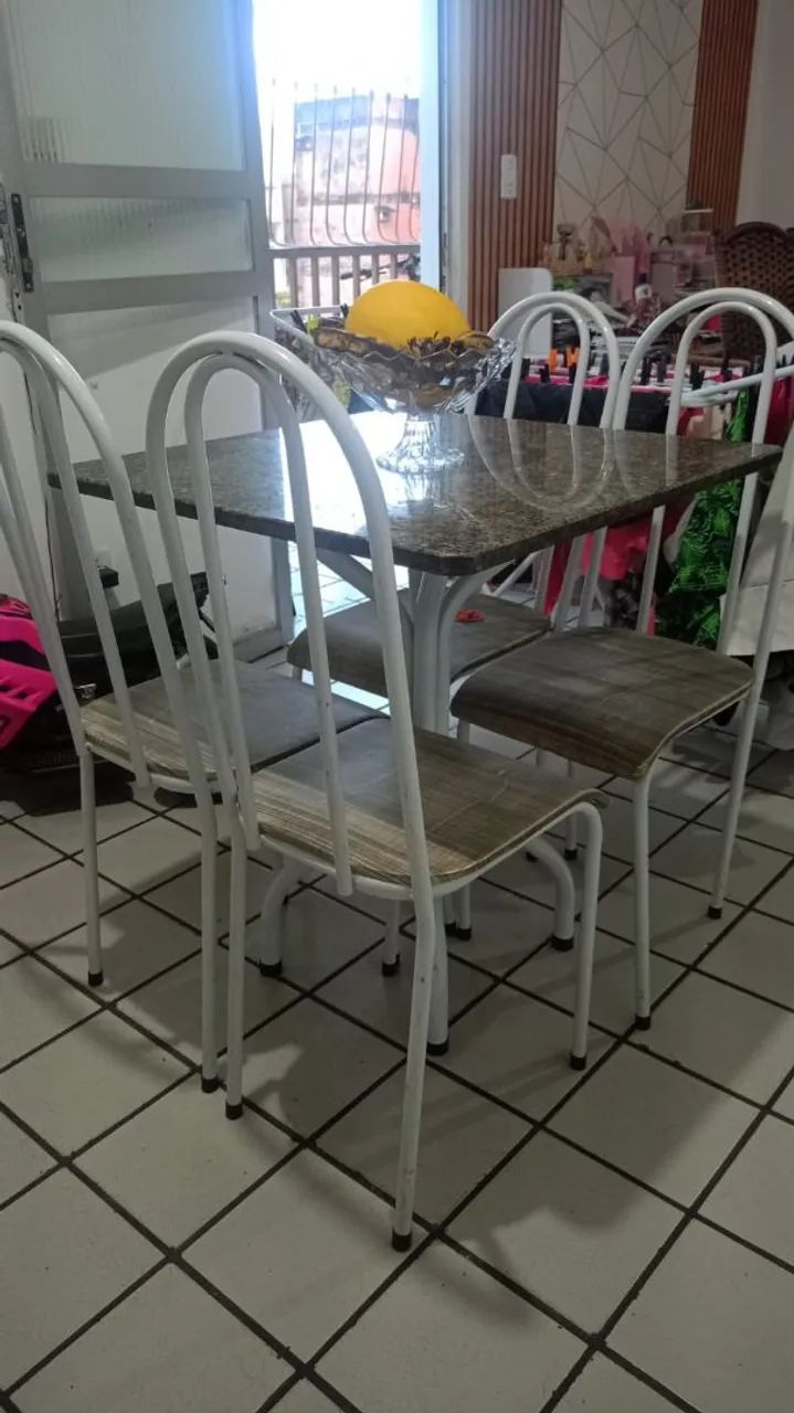 Mesa com tampa de mármore  - Foto 3