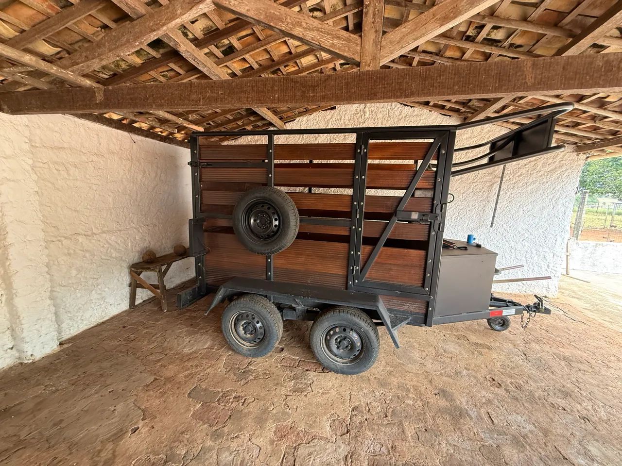 Vende-se reboque para 2 cavalos  - Foto 3