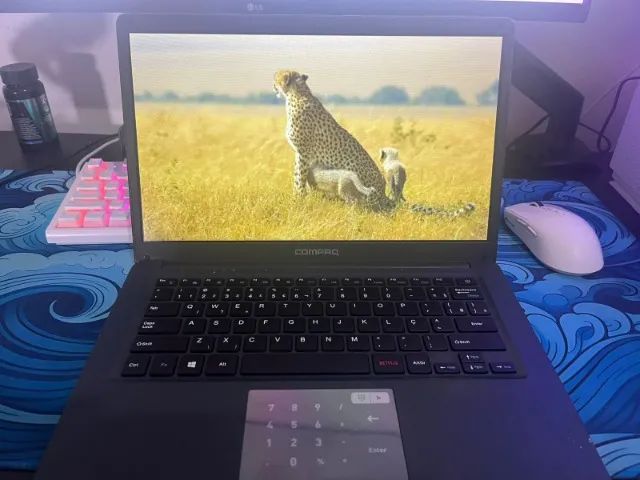 Notebook Compaq troco em 3DS ou XBOX 360