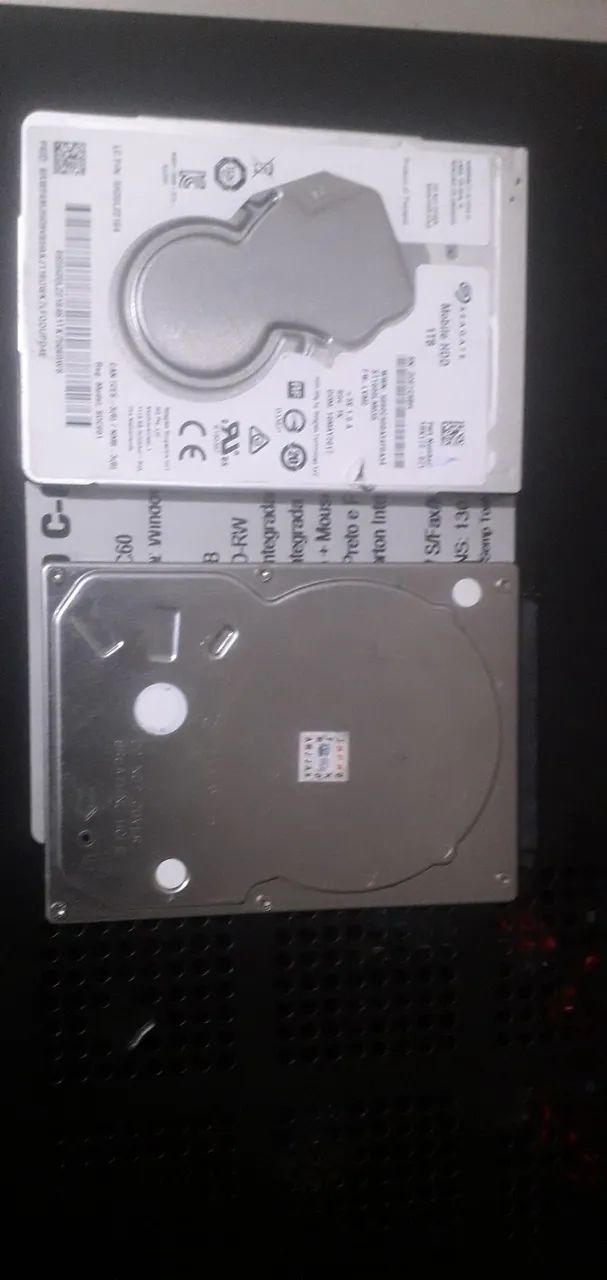 2 HDS de 1 terá em Alerta Funcionando perfeitamente 