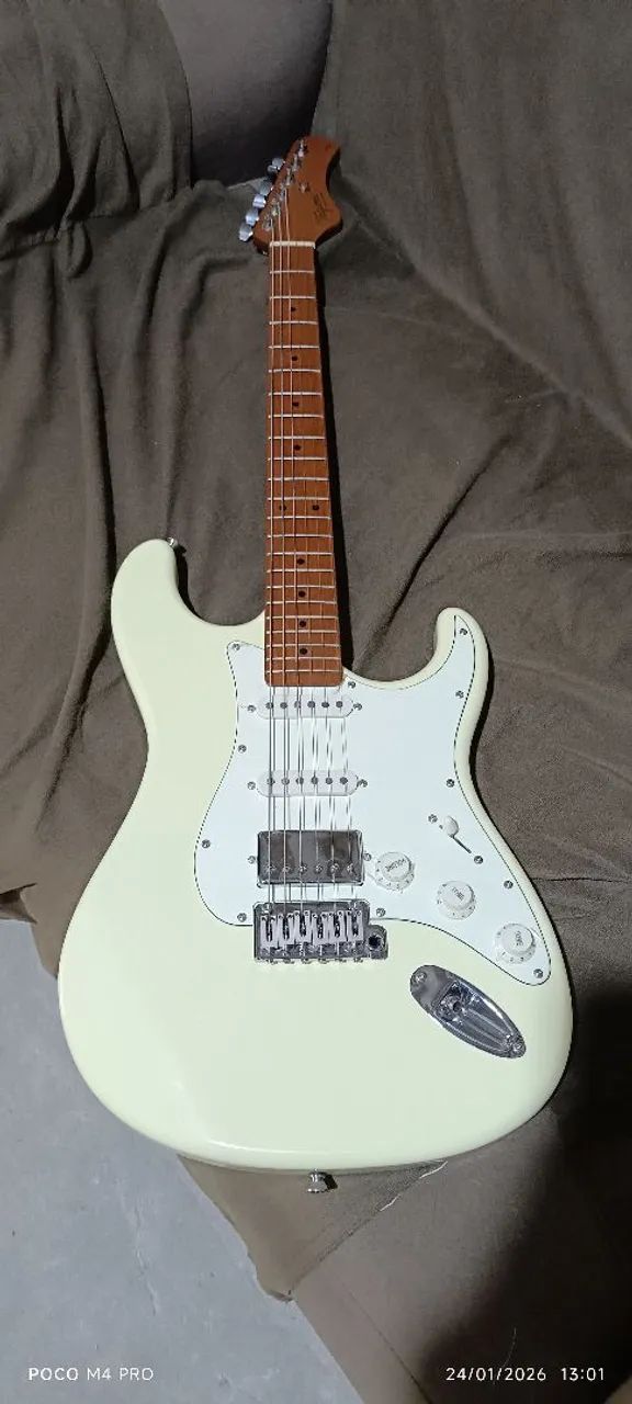 GUITARRA TAGIMA T640