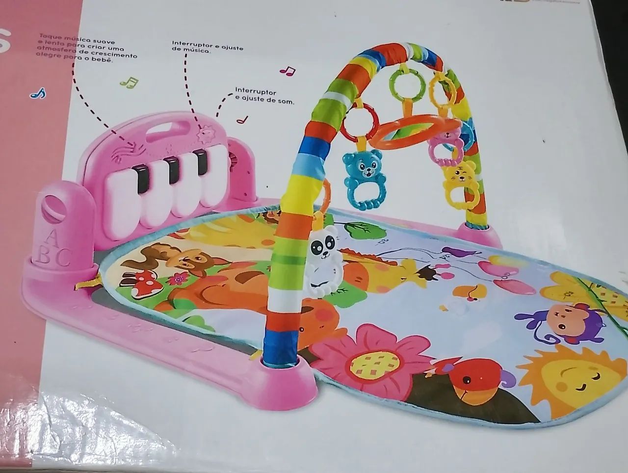 Tapete com teclado musical 