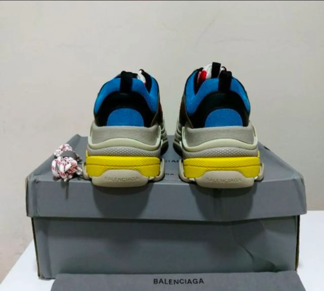 Balenciaga Triple S Sneaker Red Blue  - Foto 5