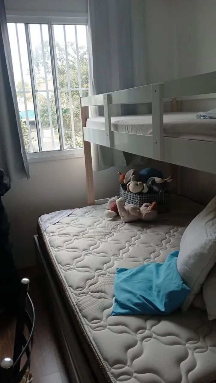 Cama triliche 