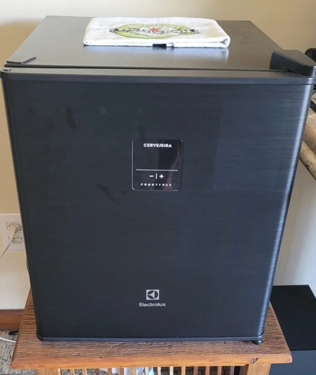 Cervejeira Eletrolux 38 L 127 V