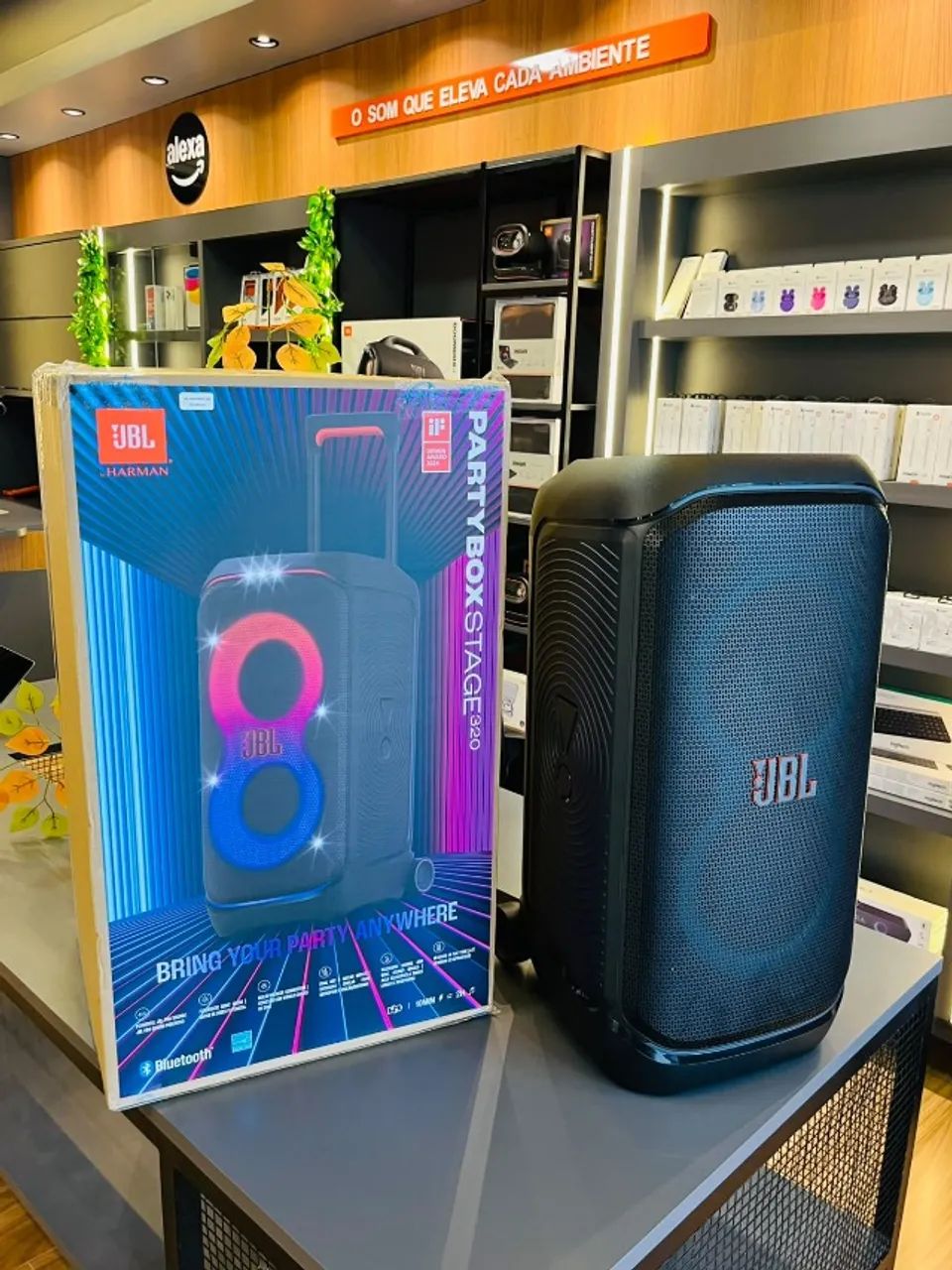 caixa de som JBL PartyBox Stage 320