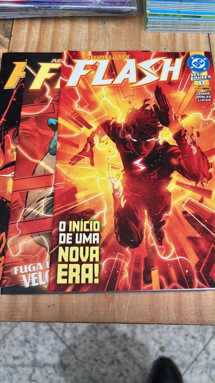 Absolute batman e variados
