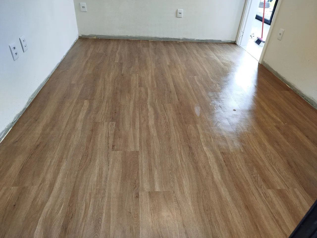 Piso Vinílico Alto Padrão Instalado R$134,90/m² | Completo + Nivelamento - Foto 6