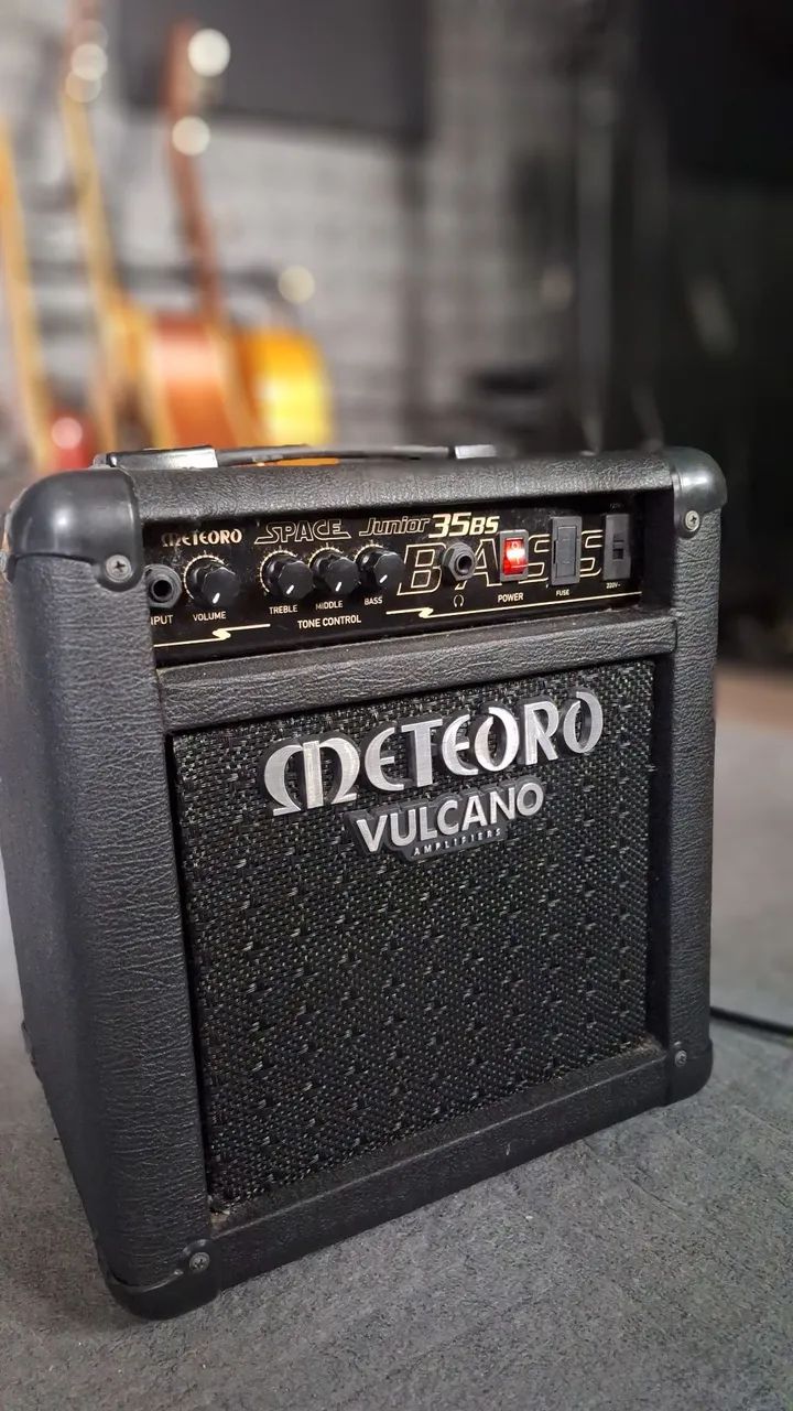 Amplificador baixo meteoroBs Vulcano 35w  - Foto 2
