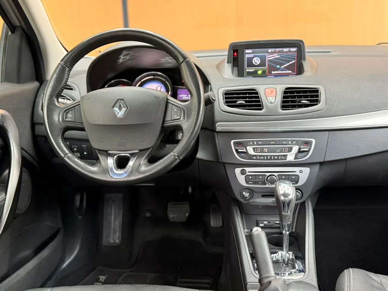 Renault Fluence Sed. Dyn. Plus 2.0 16V Flex Aut. 2016 - Foto 13