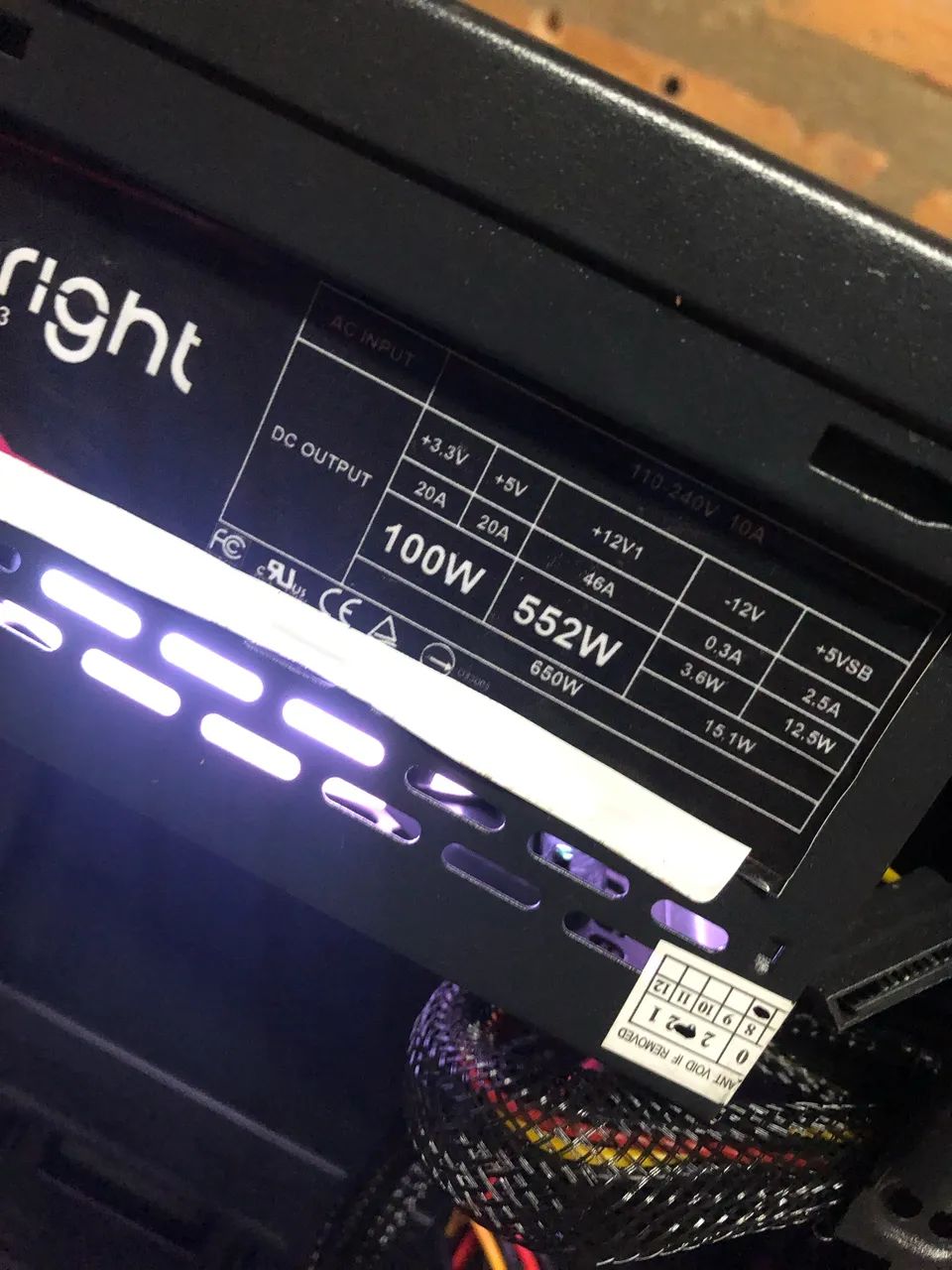 Gabinete e fonte de 550w - Foto 3