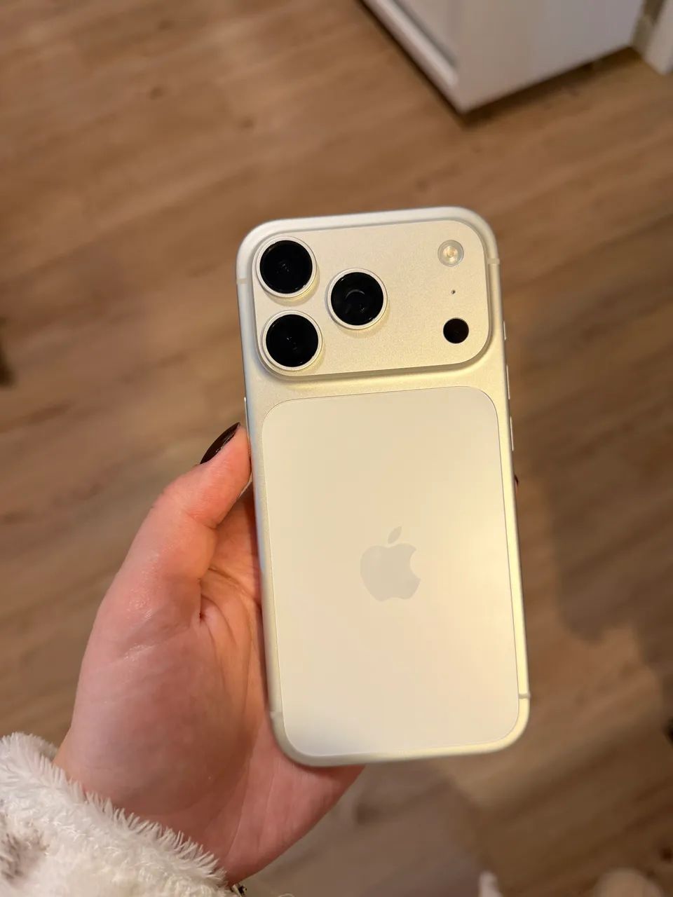 Iphone 17 PRO - Foto 3