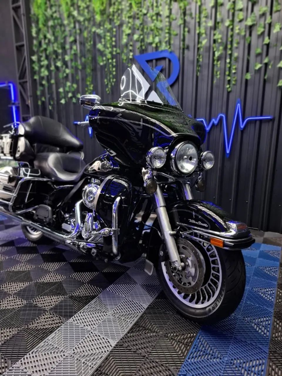 HARLEY-DAVIDSON ELECTRA GLIDE ULTRA CLASSIC - EXTREMAMENTE CUIDADA E REVISADA