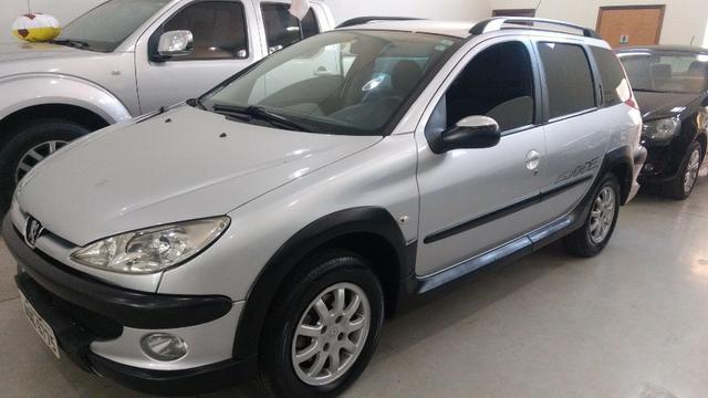 Peugeot 206 Escapade 1.6 flex completa! 100% - Foto 2