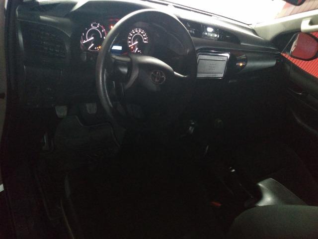 Toyota Hilux - Foto 8