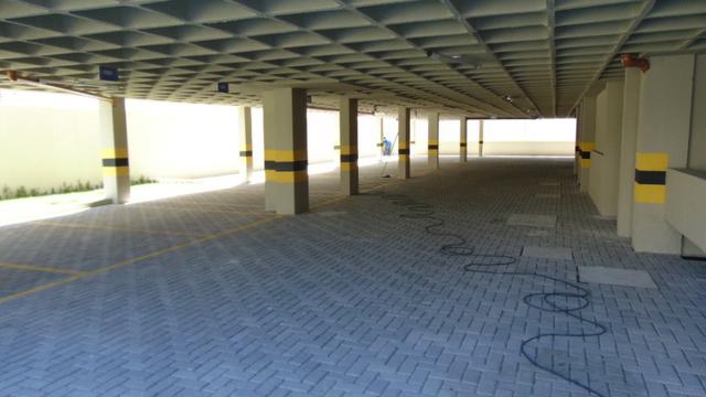 Ed. Lira Holanda, Novo, 2 Qtos, 61m2, Andar Alto, Nascente e 2 Vagas de Garagem - Foto 10